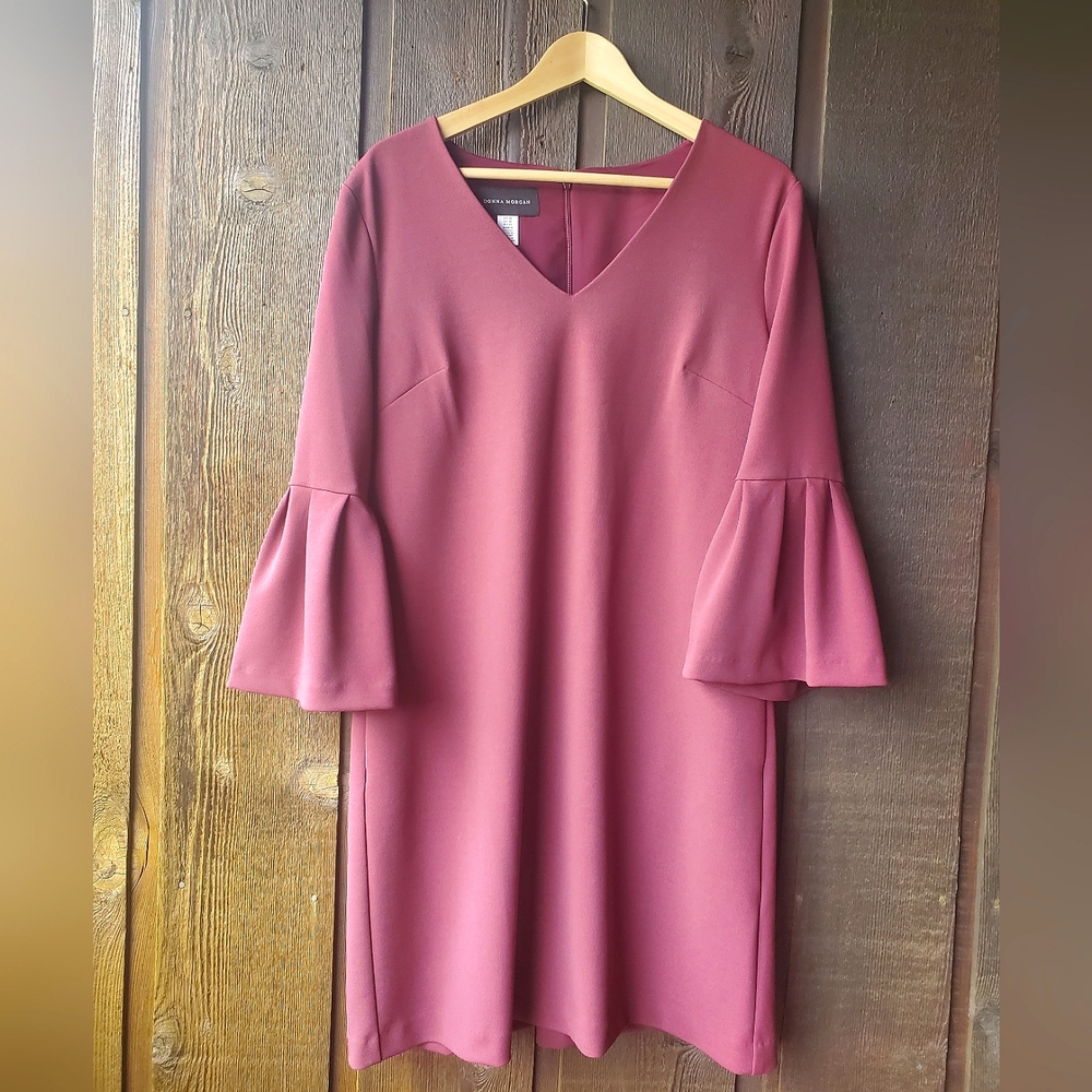 Donna Morgan size 14 burgundy casual dress